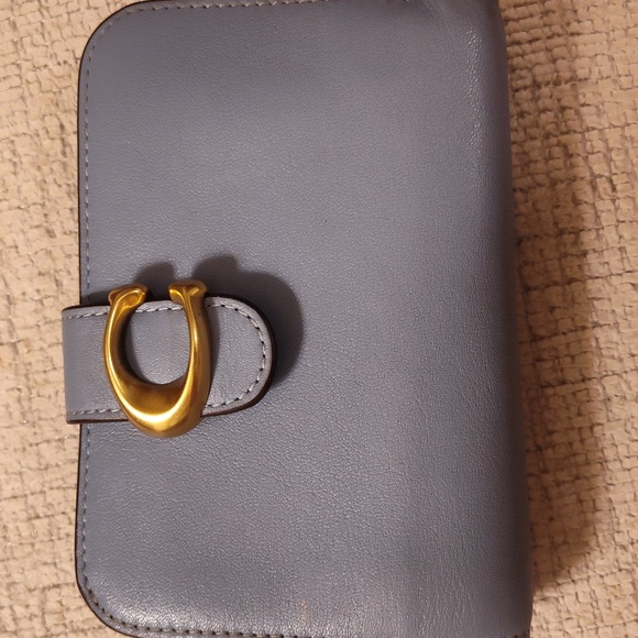 COACH TABBY WALLET BLUE GRAIN LEATHER GOLD TONE C 5 X 3 GUC - Picture 11 of 11